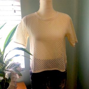 Banana Republic cream eyelet crop top size S/M